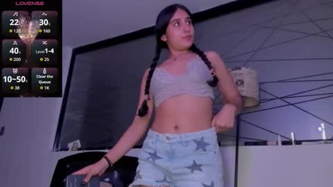 Valentina online show from March 16, 2026, 11:09 pm