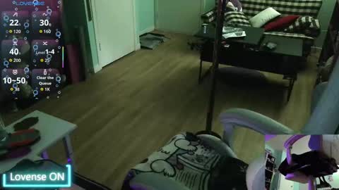 Snapshot of princesstyff chatting on September 18, 2025, 11:01 am Tyff et Blast online show from September 18, 2025, 11:01 am