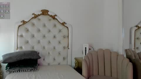 Marcela online show from September 12, 2025, 7:47 pm