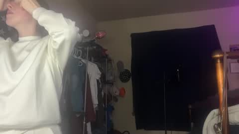 Snapshot of prism50 chatting on November 13, 2025, 1:04 am Prism online show from November 13, 2025, 1:04 am