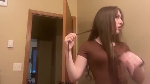 Snapshot of prism50 chatting on November 14, 2025, 8:40 pm Prism online show from November 14, 2025, 8:40 pm