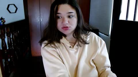 prismm_ online show from November 22, 2025, 2:27 pm