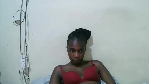 pritty_amber online show from April 13, 2026, 11:48 am