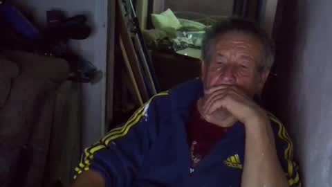 Snapshot of projectorepson chatting on October 4, 2025, 7:01 pm projectorepson online show from October 4, 2025, 7:01 pm
