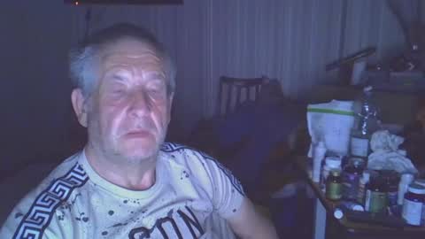 projectorepson online show from April 18, 2026, 7:58 pm