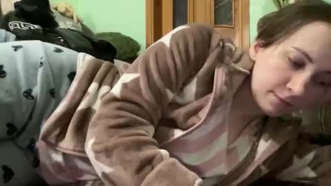 Snapshot of proud_sweet_21 chatting on December 2, 2025, 12:16 am proud sweet 21 online show from December 2, 2025, 12:16 am