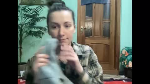 proud sweet 21 online show from April 19, 2026, 6:10 pm