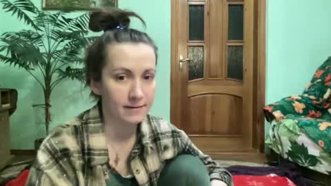 proud sweet 21 online show from May 15, 2026, 11:12 pm