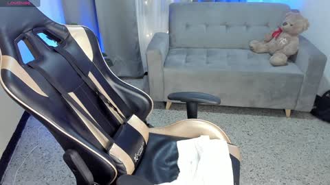 Snapshot of prvncessa_10 chatting on December 27, 2024, 7:29 am    INDEPENDENT MODEL online show from December 27, 2024, 7:29 am