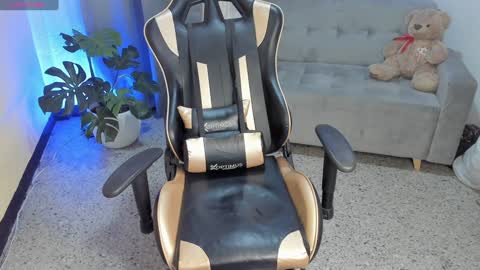 Snapshot of prvncessa_10 chatting on January 22, 2025, 7:25 am    INDEPENDENT MODEL online show from January 22, 2025, 7:25 am