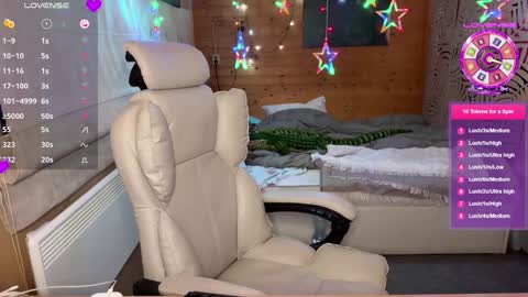 Queen of Pain online show from January 19, 2025, 12:38 am