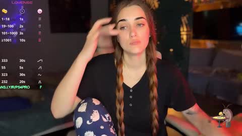 Queen of Pain online show from October 31, 2025, 12:55 am