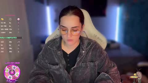 Queen of Pain online show from December 16, 2025, 12:26 am