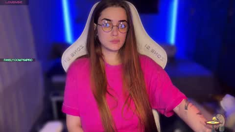 Queen of Pain online show from December 21, 2025, 3:24 am