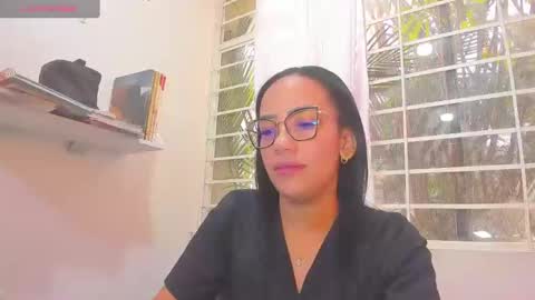 Snapshot of psique_naughty2 chatting on January 24, 2025, 12:10 pm psique_naughty2 online show from January 24, 2025, 12:10 pm