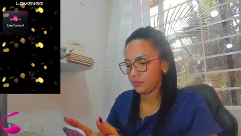 Snapshot of psique_naughty2 chatting on February 7, 2025, 12:06 pm psique_naughty2 online show from February 7, 2025, 12:06 pm
