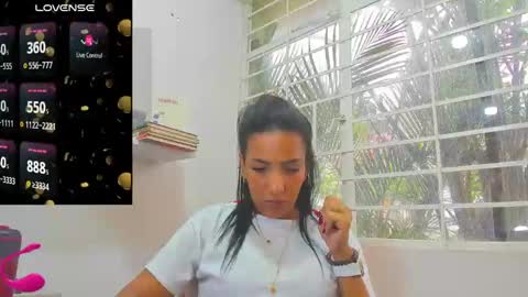Snapshot of psique_naughty2 chatting on February 14, 2025, 3:47 pm psique_naughty2 online show from February 14, 2025, 3:47 pm