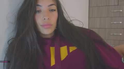 Snapshot of pssiquiss chatting on November 6, 2025, 10:43 pm Katerine online show from November 6, 2025, 10:43 pm