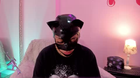 psycodoll online show from May 10, 2026, 1:49 pm