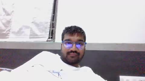 ptl1711 online show from October 28, 2025, 4:31 pm