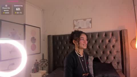 Puffy  online show from October 16, 2025, 4:08 pm