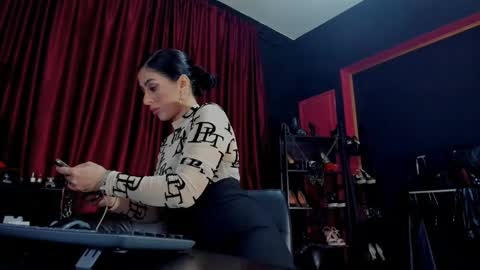 MissPuffyLove online show from December 13, 2024, 6:38 pm