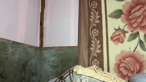 puki_hot online show from March 15, 2026, 1:39 pm