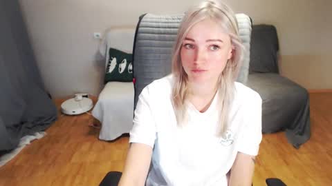 Snapshot of puma_ma chatting on February 2, 2026, 3:38 am Polly online show from February 2, 2026, 3:38 am