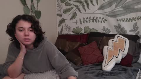 emmy online show from December 28, 2024, 10:13 pm