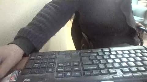 pup_y online show from February 12, 2026, 6:47 pm