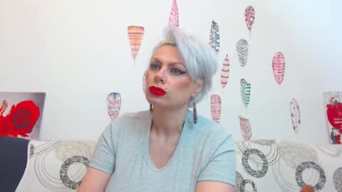 Snapshot of pure_seduce_wow chatting on February 2, 2026, 1:04 am Goldie online show from February 2, 2026, 1:04 am