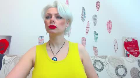 Snapshot of pure_seduce_wow chatting on February 14, 2026, 10:28 pm Goldie online show from February 14, 2026, 10:28 pm