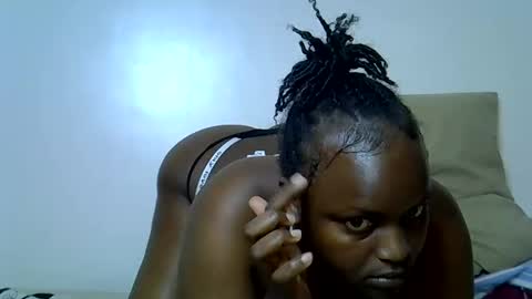Snapshot of pure_seductive chatting on June 11, 2026, 12:25 pm pure_seductive online show from June 11, 2026, 12:25 pm
