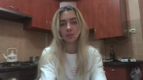 purelust_naomi online show from November 5, 2025, 4:51 pm