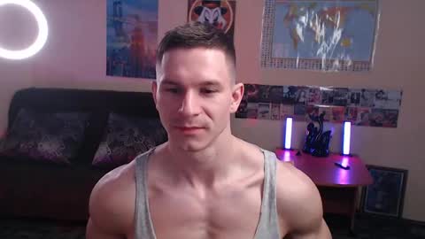 Snapshot of puremenshape chatting on April 12, 2026, 6:29 am puremenshape online show from April 12, 2026, 6:29 am