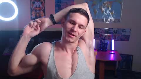 Snapshot of puremenshape chatting on April 15, 2026, 5:20 pm puremenshape online show from April 15, 2026, 5:20 pm