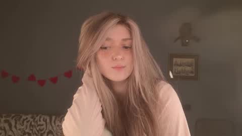 Bella online show from April 11, 2026, 5:34 am