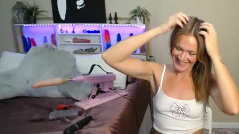 Purple online show from December 5, 2025, 5:49 am