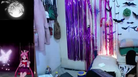 purplekattlyn online show from November 15, 2025, 7:21 pm