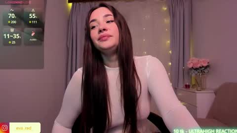 Snapshot of pussy__warrior chatting on February 28, 2025, 3:48 pm Eva please thumbs up me online show from February 28, 2025, 3:48 pm