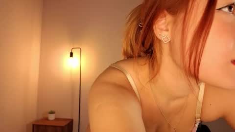 pussy_pikmi online show from January 17, 2026, 1:38 pm