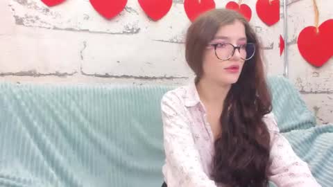 pussykatt_girl online show from February 6, 2025, 8:29 am