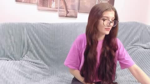 pussykatt_girl online show from March 1, 2025, 1:22 am