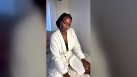 kate and noels online show from December 21, 2025, 10:22 am