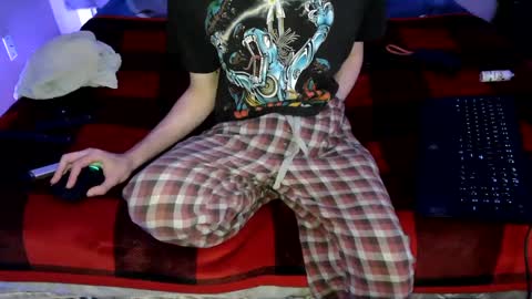 Snapshot of pussylover2182 chatting on December 6, 2024, 8:26 am pussylover2182 online show from December 6, 2024, 8:26 am