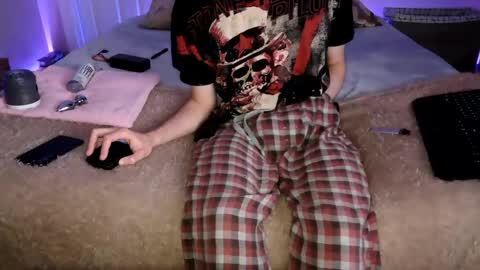 Snapshot of pussylover2182 chatting on December 13, 2024, 7:58 am pussylover2182 online show from December 13, 2024, 7:58 am