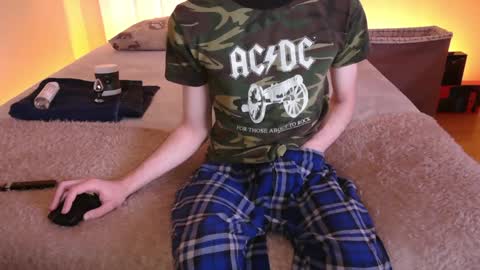 Snapshot of pussylover2182 chatting on December 24, 2024, 3:38 am pussylover2182 online show from December 24, 2024, 3:38 am