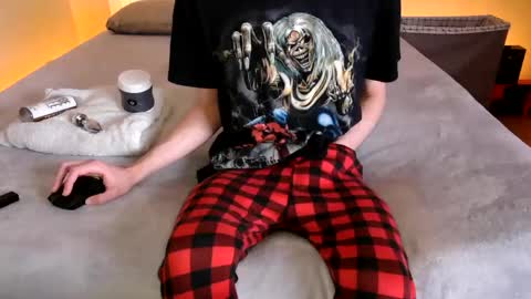 Snapshot of pussylover2182 chatting on December 27, 2024, 7:51 am pussylover2182 online show from December 27, 2024, 7:51 am