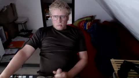 Snapshot of pussylovercb chatting on July 24, 2026, 10:35 am pussylovercb online show from July 24, 2026, 10:35 am