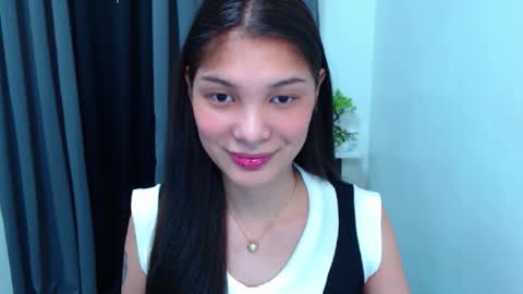 LHARA online show from October 5, 2025, 1:42 pm